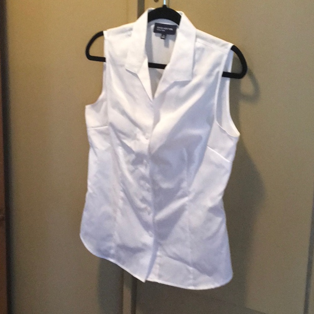 Fitted sleeveless Jones blouse